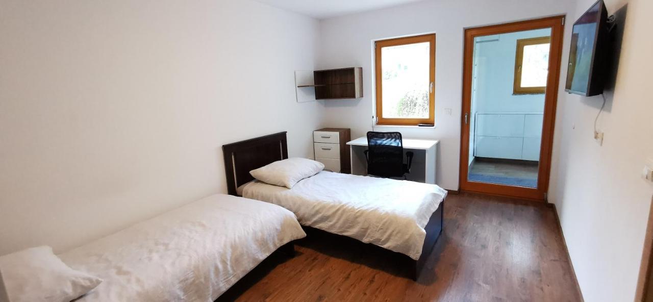 Apartments Domovoj Медводе Экстерьер фото