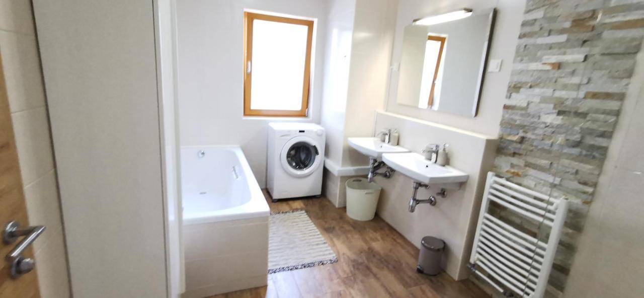 Apartments Domovoj Медводе Экстерьер фото